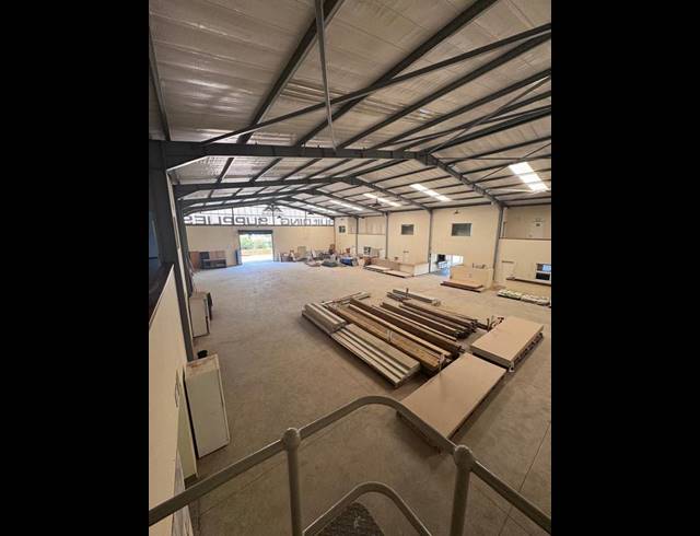 INDUSTRIAL PROPERTY TO RENT IN MERRIVALE